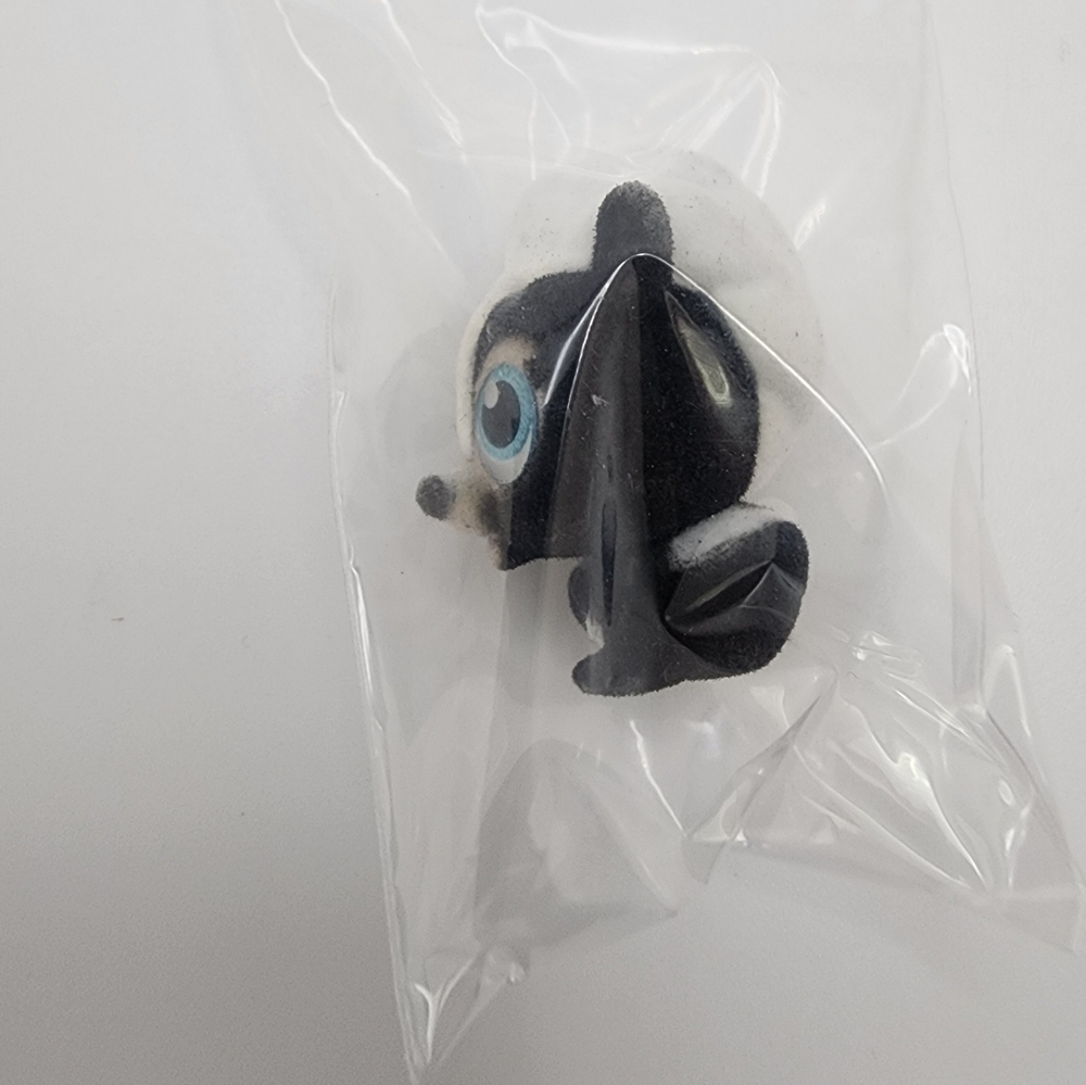 Disney Doorables Series 5 Special Edition "Flower" From Bambi Figurine - Picture 9 of 9